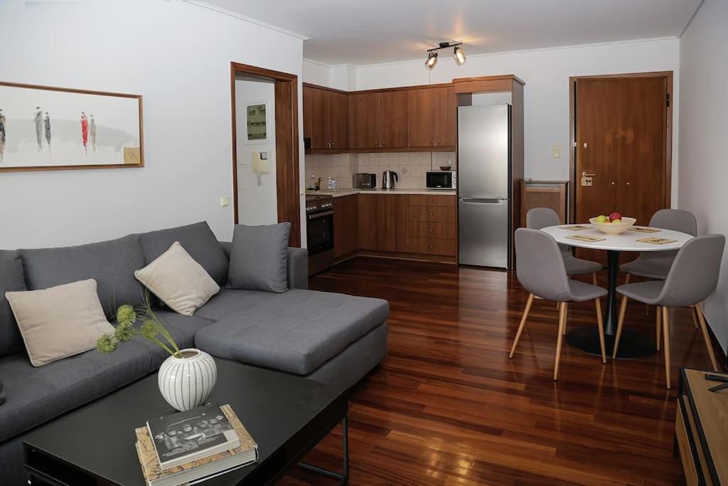 Charming Apartment Near Center Athen Exterior foto